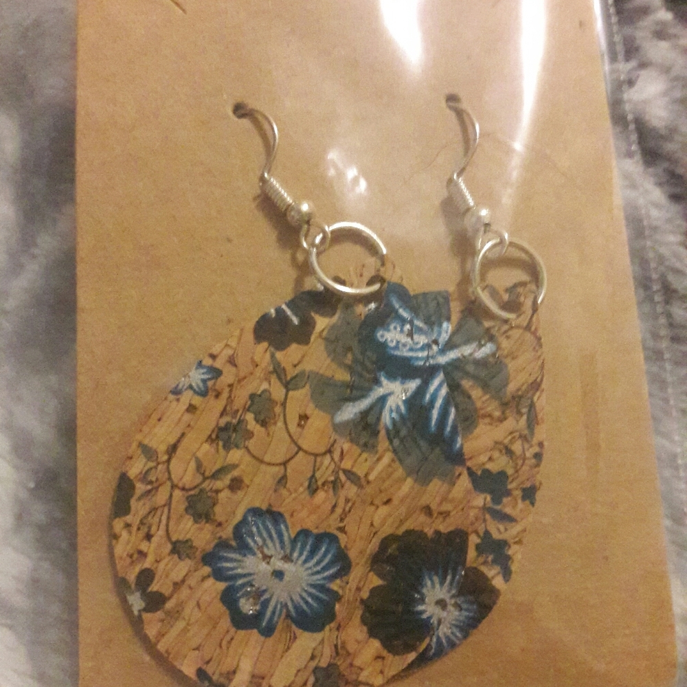 12 Pairs of Earrings